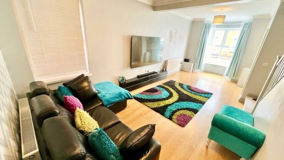 Northampton House | Spencer Street Retreat in Northampton