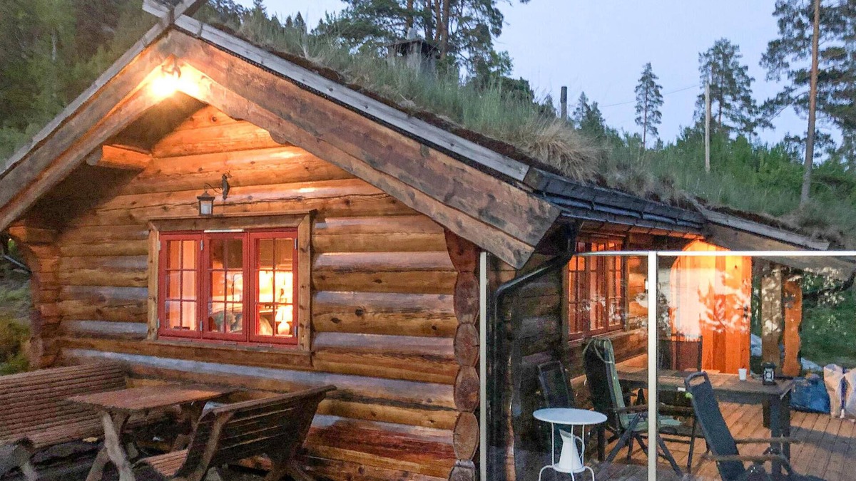 Dølemo House | Spend a vacation close to nature in this vacation home