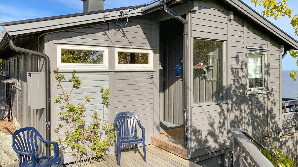 Larvik House | Spend an unforgettable vacation in the cottage with wonderful sea panorama.