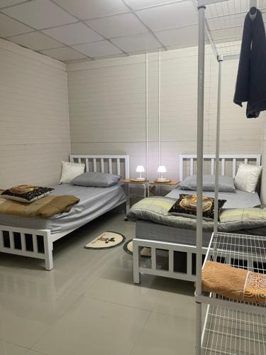 Nuea Khlong House | Sphinx room