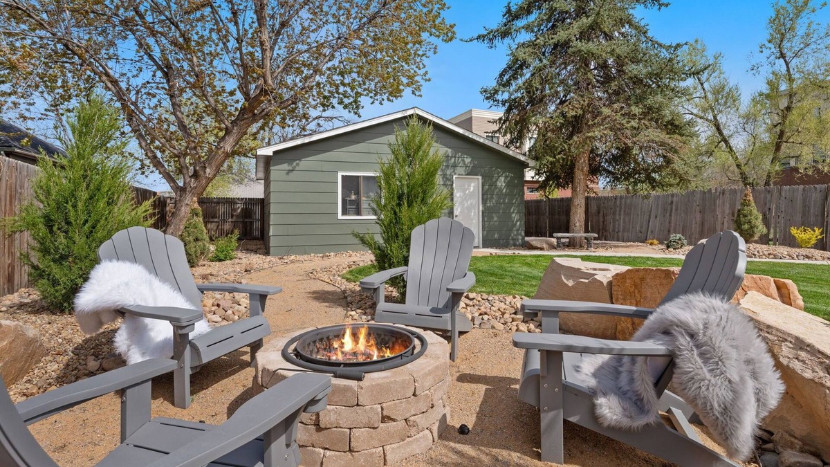 Martinez Park House | Spirit of the Rockies - Private Backyard & Hot Tub