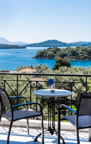 Perigiali Hotel | Spiros Sea View