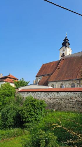 Eferding Apartment | Spitzbart