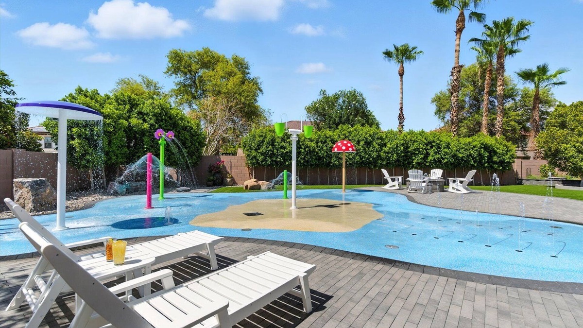 Chandler Cottage | Splash Canyon - Splash Pad & Tons of Games - Gym