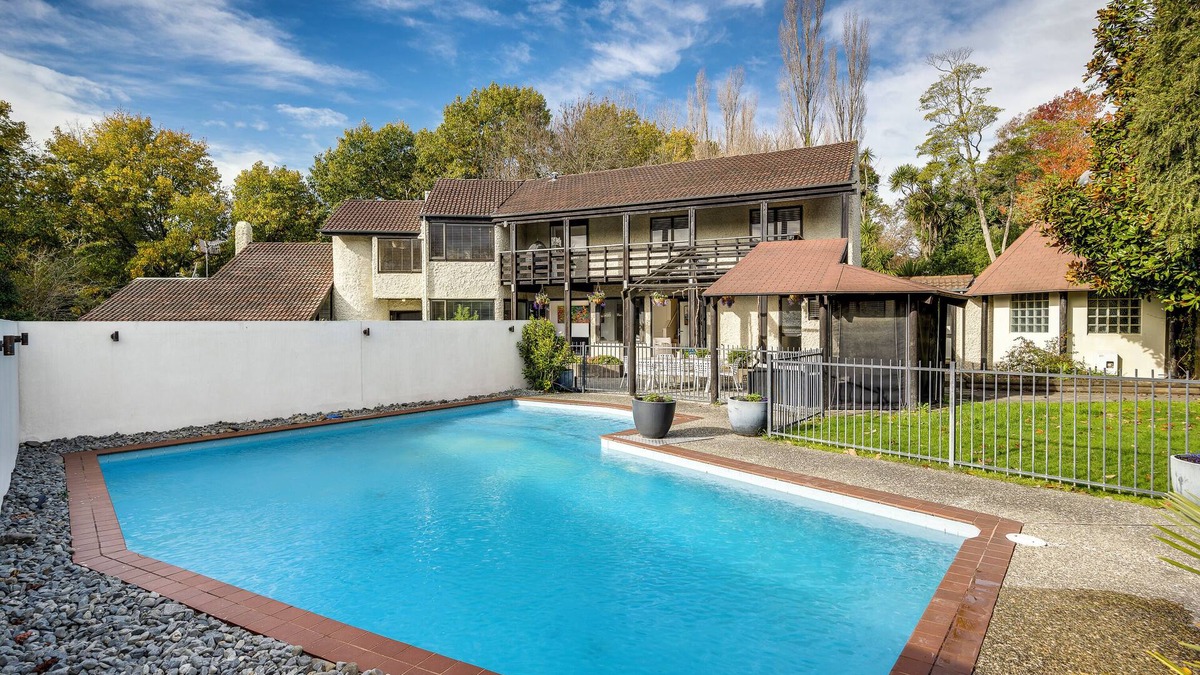 Havelock North House | Splendid Sanctuary - Havelock North Holiday Home