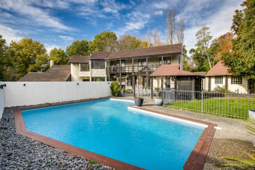 Havelock North House | Splendid Sanctuary - Havelock North Holiday Home