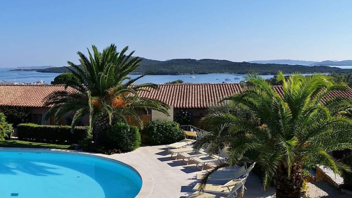 Porto Pozzo Apartment | Splendid Seaview Apartment (N° 12)