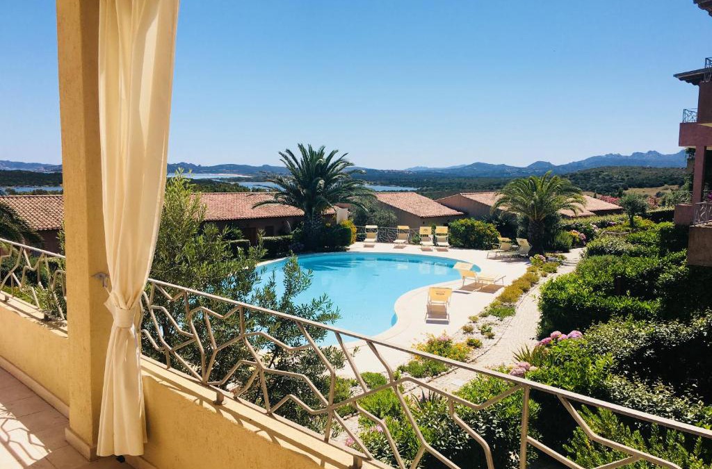 Porto Pozzo Apartment | Splendid Seaview Apartment no 13