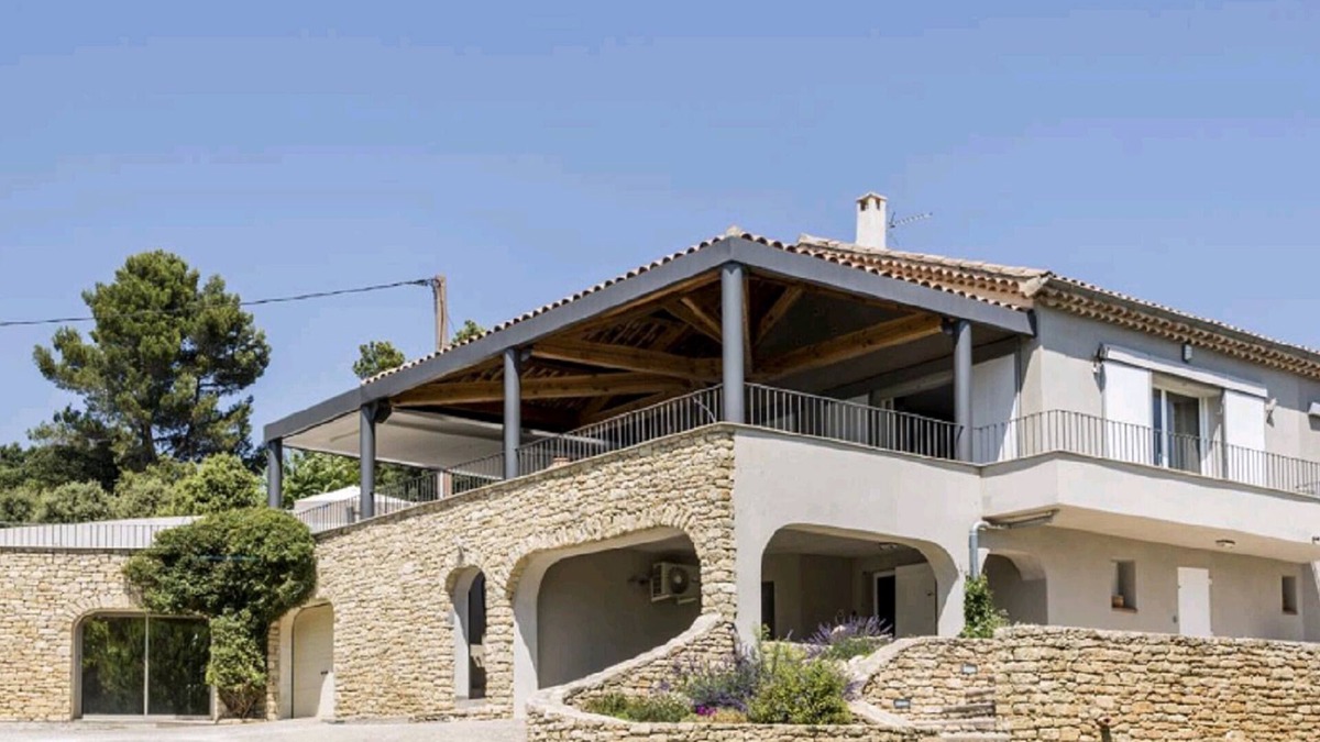 Apt House | Splendid villa in peace and with view