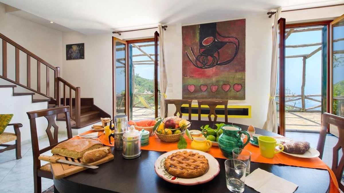 Sant'Agata sui Due Golfi Villa | Splendid Villa in the Terranova estate overlooking the Gulf of Salerno.