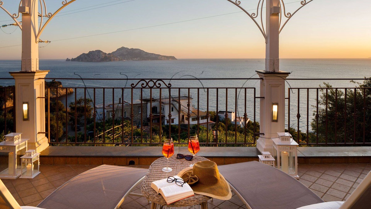 Massa Lubrense Villa | SPLENDORE SU CAPRI - Villa with pool on Sorrentine Peninsula overlooking Capri