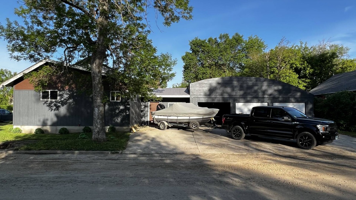 Webster House | Sportsman's Country Lodge: The Duck House