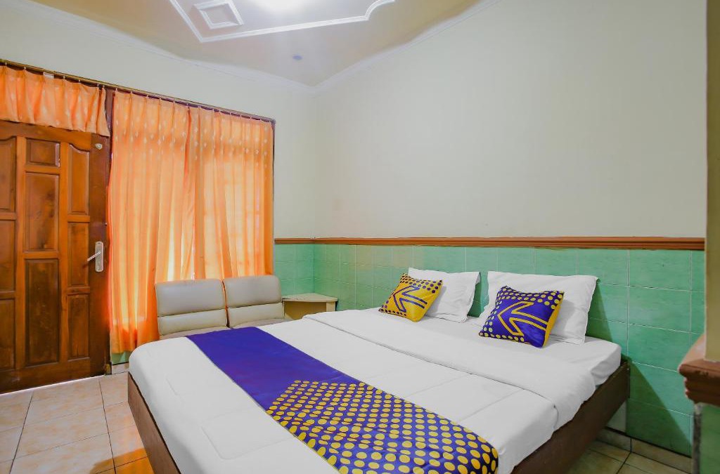 Ambarawa Hotel | SPOT ON 90092 Dewi Safitri Hotel