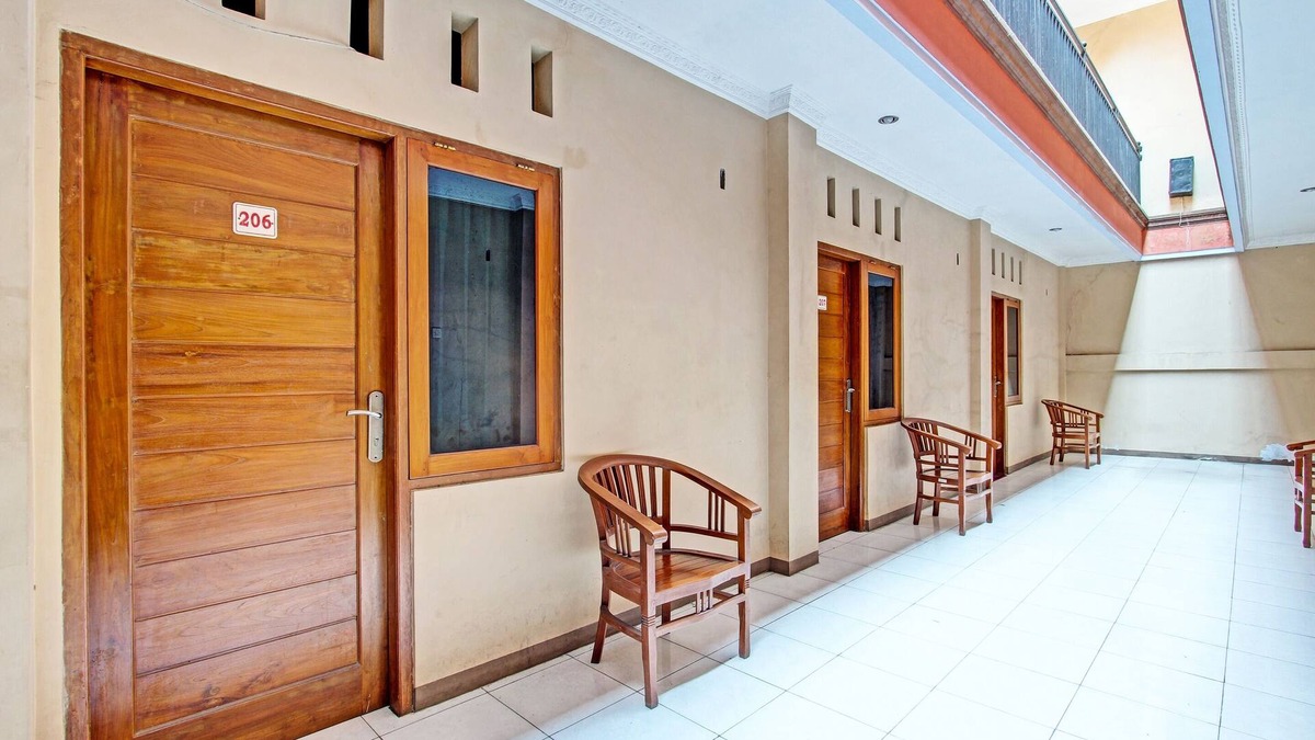 Blora Hotel | SPOT ON 91356 Hotel Mustika 2 SyariahNearAlun-Alun Blora