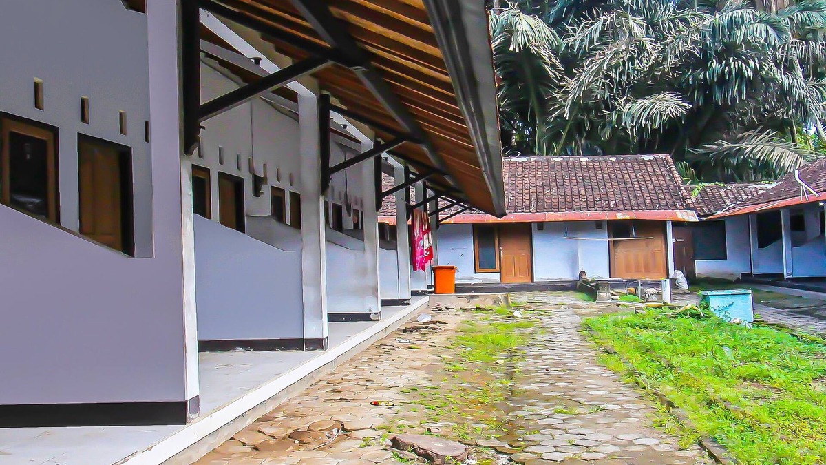 Kecamatan Janapria Hotel | SPOT ON 92507 Sukandi Homestay Near The Semeton Homestay
