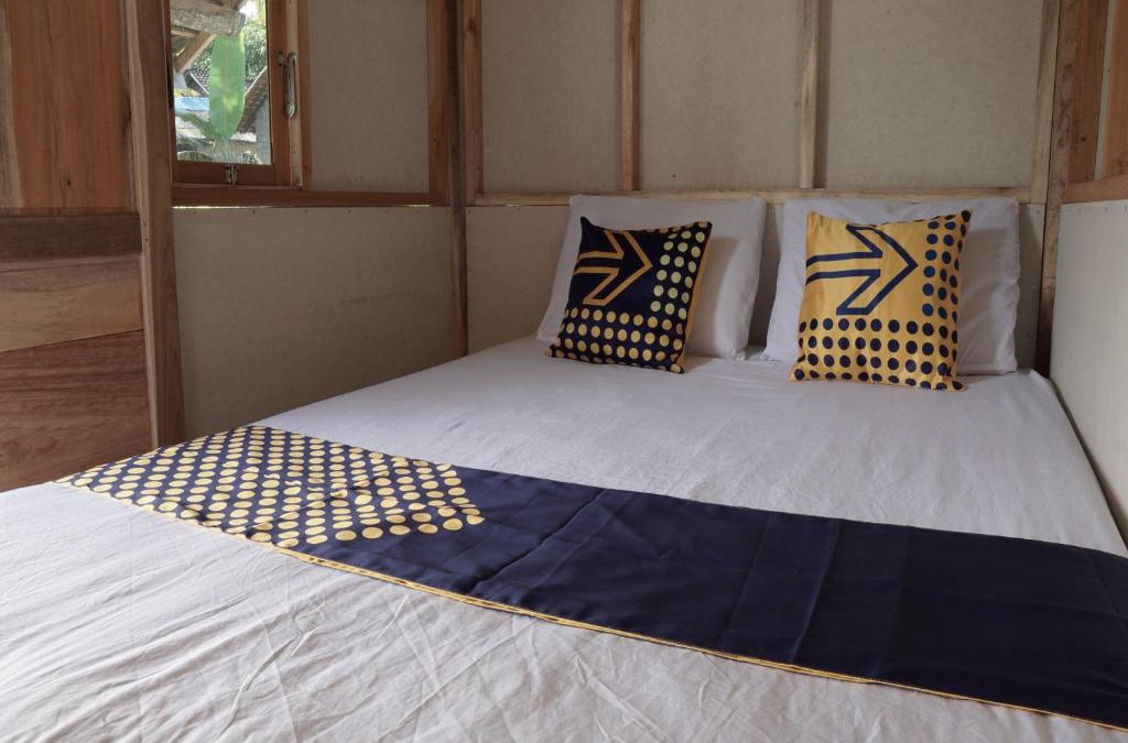Kayangan Hotel | SPOT ON 92699 Irish Irish Homestay