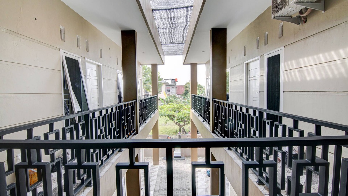 Dumai Hotel | SPOT ON 92797 Awi Stay Syariah Near SIMPANG KAWASAN INDUSTRI WILMAR PELINTUNG