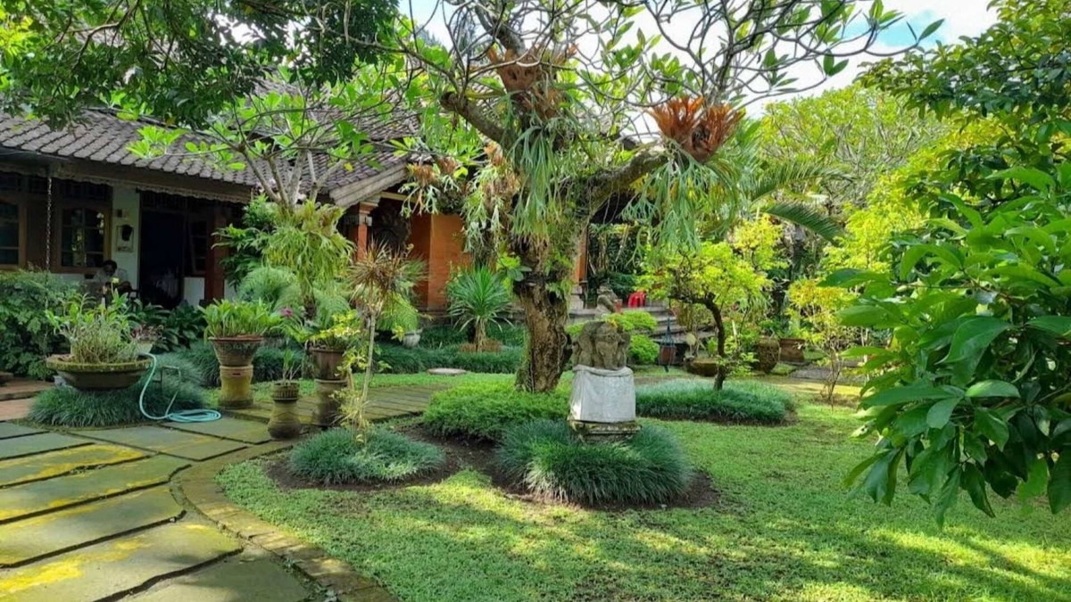 Kecamatan Narmada Hotel | SPOT ON 93651 Losmen Ida Near PT. Narmada Awet Muda (Pabrik Lingsar)