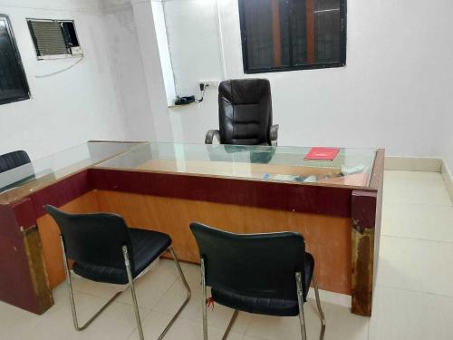 Latur Hotel | SPOT ON Somani Paying Guest