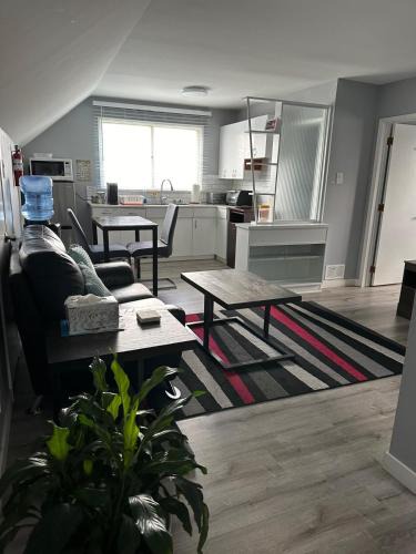 East Kildonan Apartment | Spotless 2 Bedrooms Suite 2 in Winnipeg