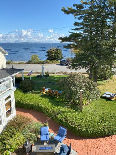 Lincolnville Bed & Breakfast | Spouter Inn Bed & Breakfast