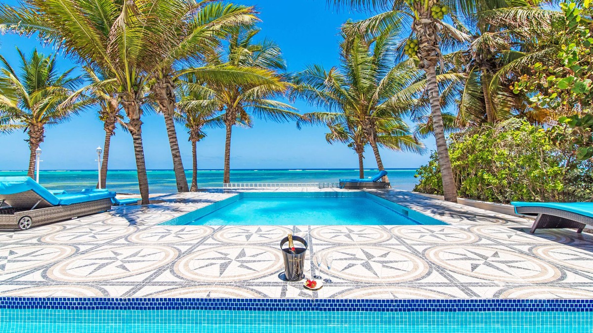 South Sound Villa | Sprat Bay Luxury Villa