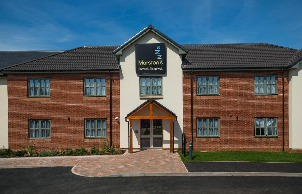 Cosford Hotel | Spread Eagle, Gailey by Marston's Inns