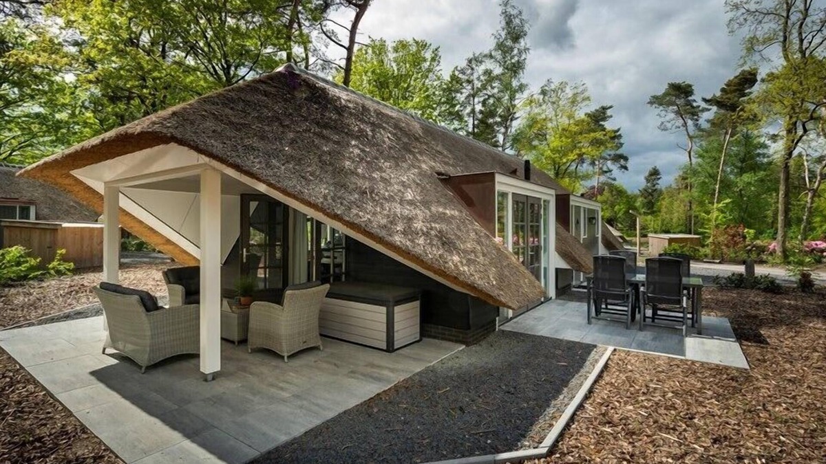 Krachtighuizen Villa | Sprielderbosch 12A luxury holiday home on a holiday park in the Veluwe