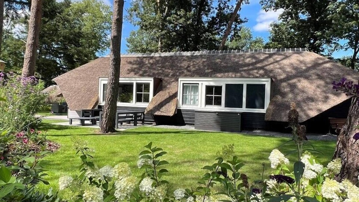 Krachtighuizen Villa | Sprielderbosch 6 luxury holiday villa in forest near Garderen