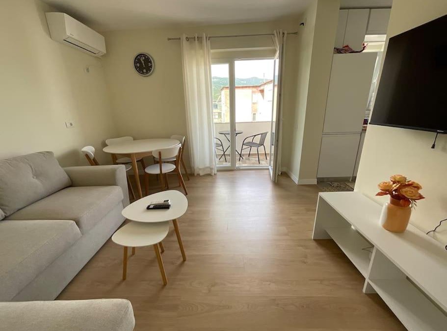 Permet Apartment | Spring apartment in Permet