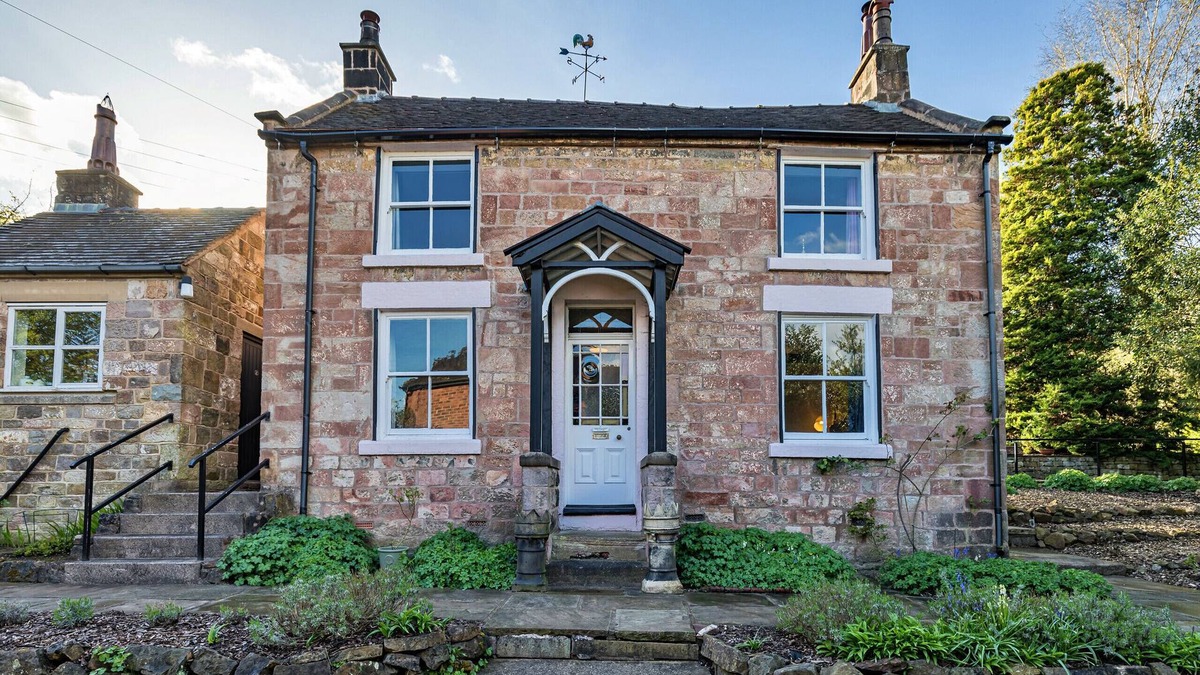 Tunstall Cottage | Spring Cottage