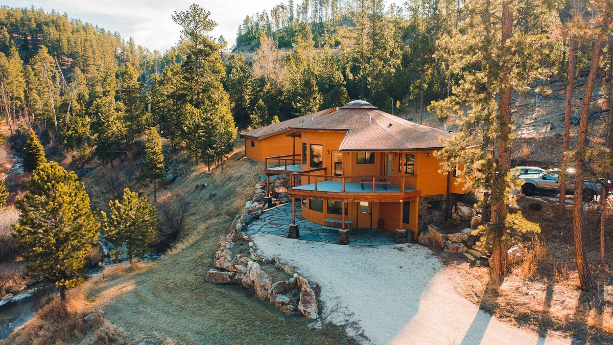 Hill City Cabin | Spring Creek Splendor. The Perfect Location. Private Lower Level Apartment. Fun!