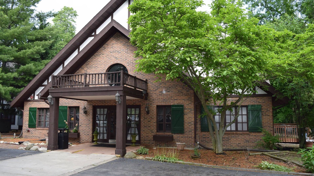 Porter Hotel | Spring House Inn