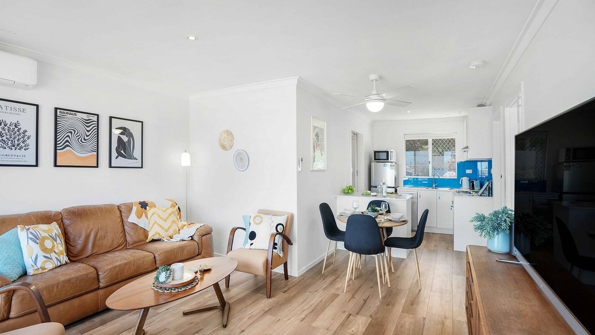 North Beach Apartment | *Spring Special*Ocean Sunsets @ North Beach!