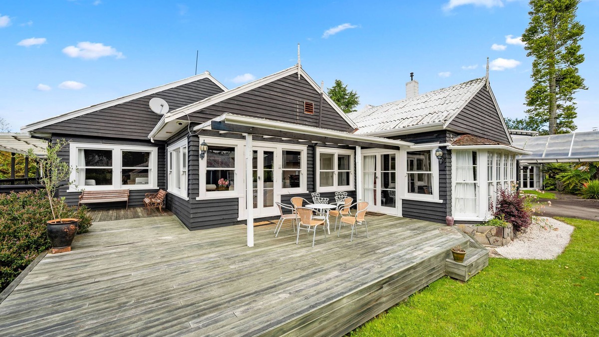 Springfield House | Springfield Rise Lodge - Rotorua Holiday Home