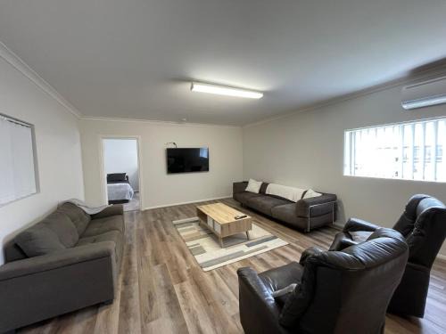 Springfield House | Springfield Stay - Don-gara Unit