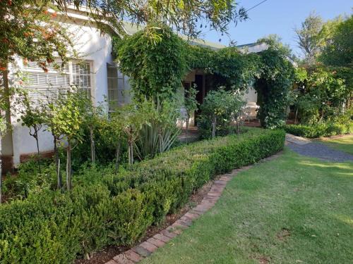 Springfontein House | Springfontein Guesthouse