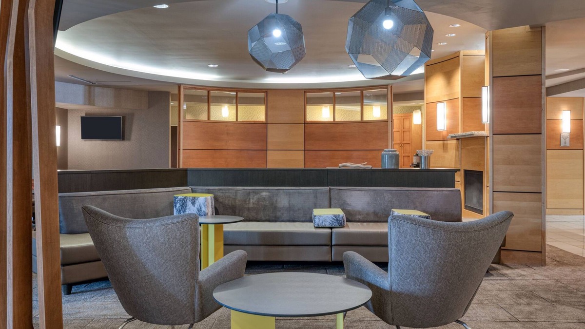 Terre Haute Hotel | SpringHill Suites by Marriott Terre Haute