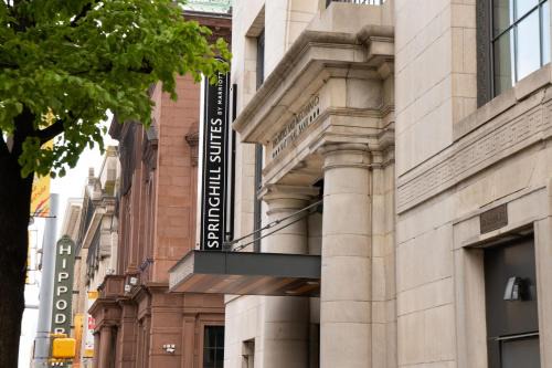 Downtown Baltimore Hotel | SpringHill Suites by Marriott Baltimore Downtown Convention Center Area