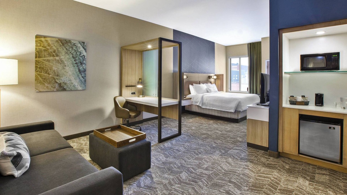 Butler Hotel | SpringHill Suites by Marriott Pittsburgh Butler/Centre City