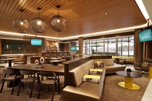 Center Valley Hotel | SpringHill Suites by Marriott Allentown Bethlehem/Center Valley