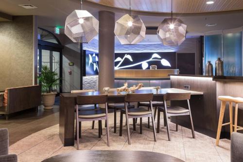 Milford Hotel | SpringHill Suites Quakertown Pennsylvania