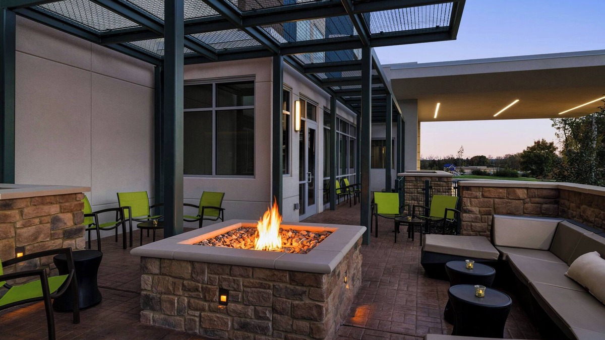 Easton Hotel | SpringHill Suites® by Marriott® Easton PA