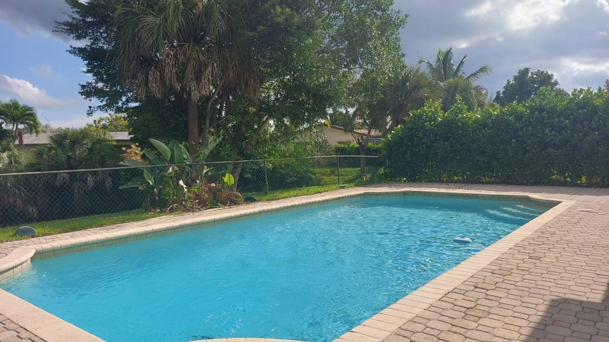 Coral Springs House | Springs Hideaway