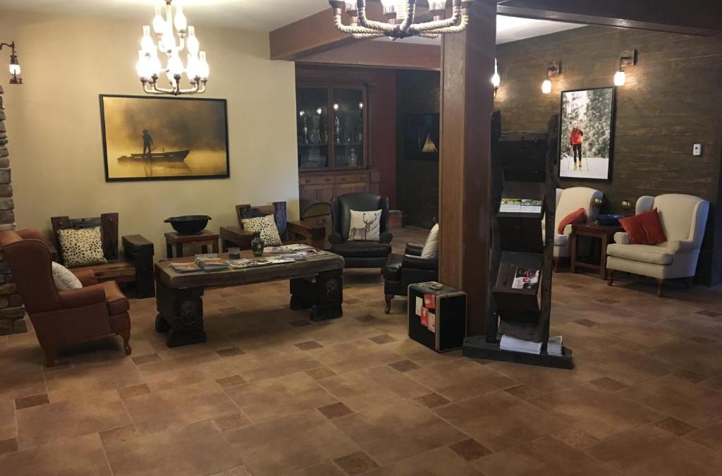 108 Mile Ranch Cabin | Spruce Hill Resort & Spa