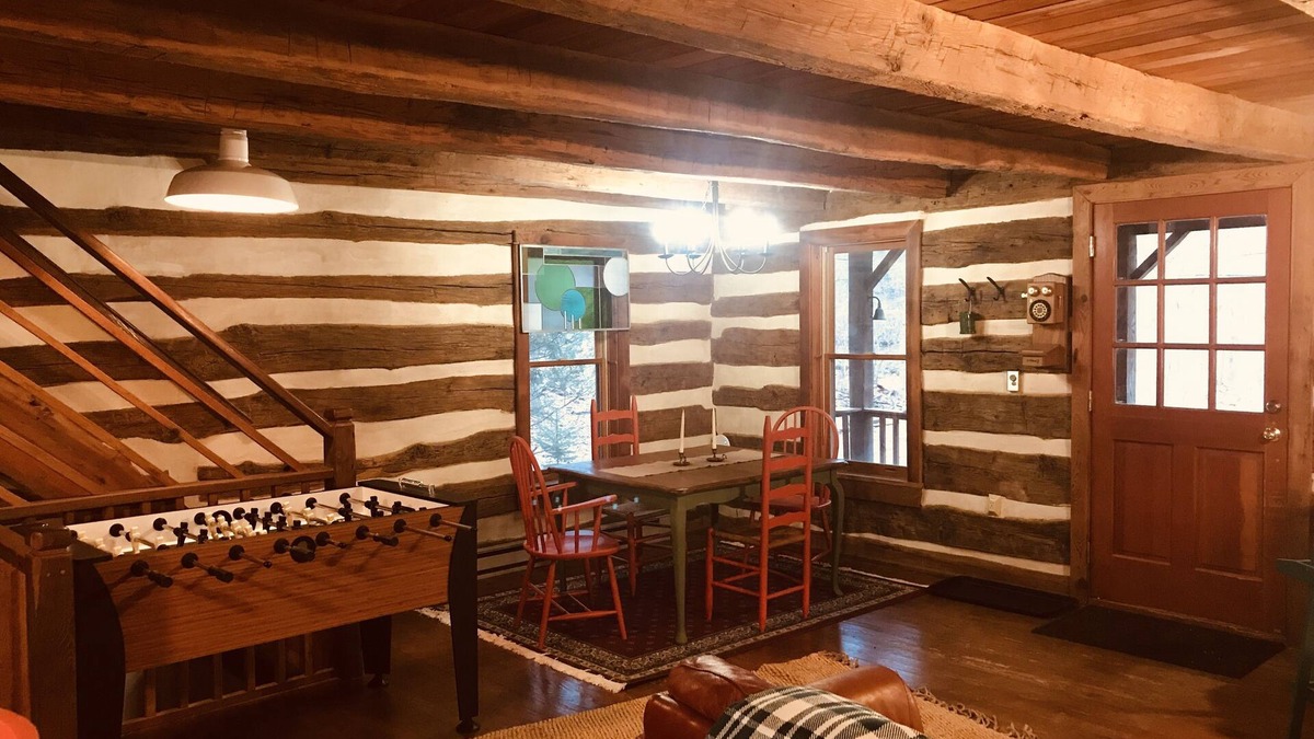 Rocky Ridge Cabin | Spruce Run Cabin, a wooded retreat on the mountain
