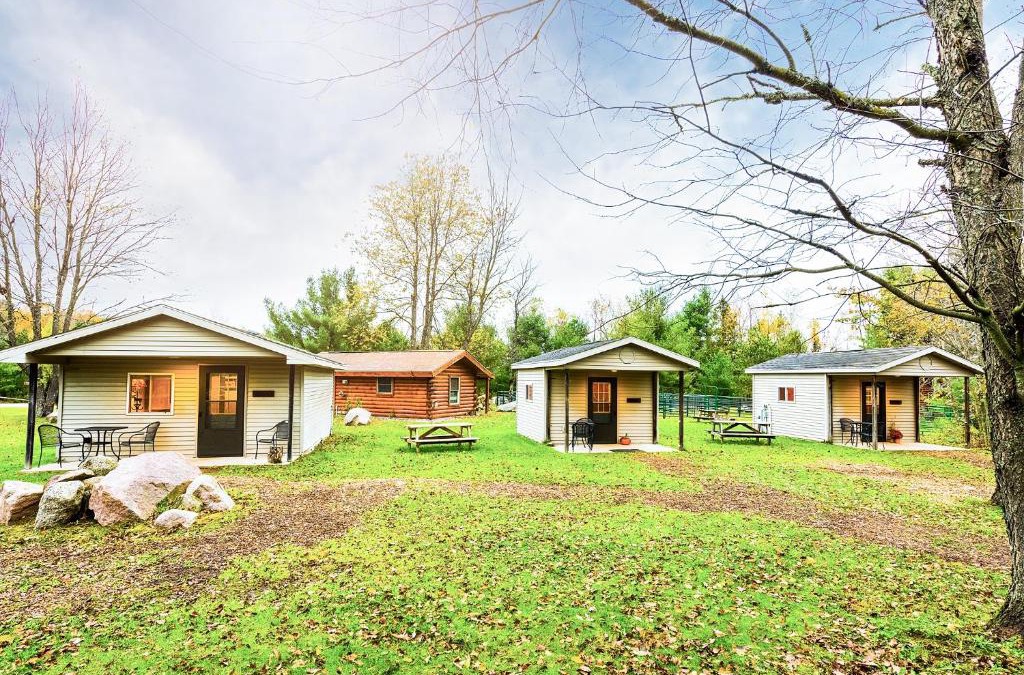 Mountain Hotel | Spur of the Moment Ranch