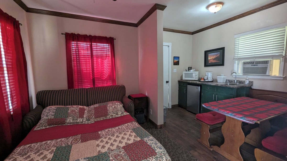 Squaw Valley Cabin | Squaw Valley Motel Room #1