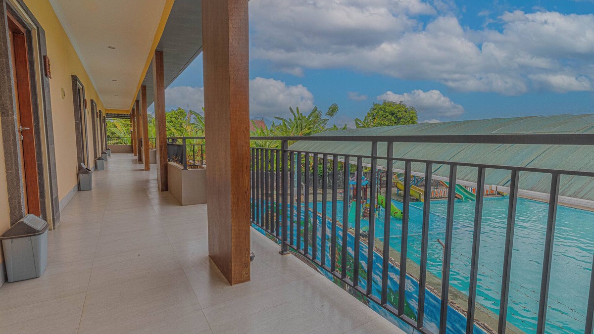 Klungkung House | Srinadi Waterpark Villa