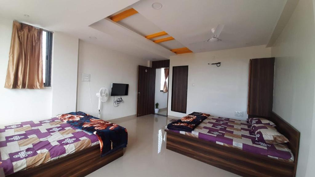 Partur House | SRINIVAS LODGE